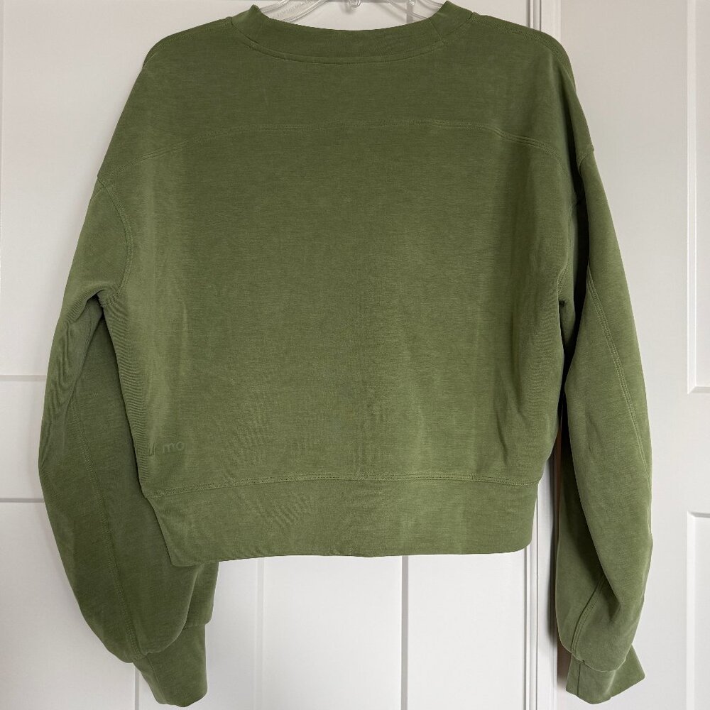 Lululemon Women Perfectly Oversized Cropped Crew Softstreme Green Foliage Size 4 - Picture 4 of 4